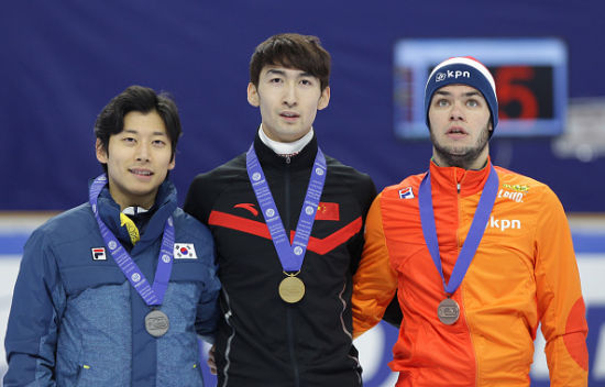 并发挥作用 并发挥作用