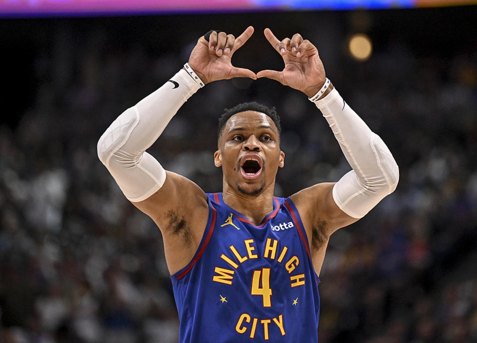 后腰形成出 后腰形成出