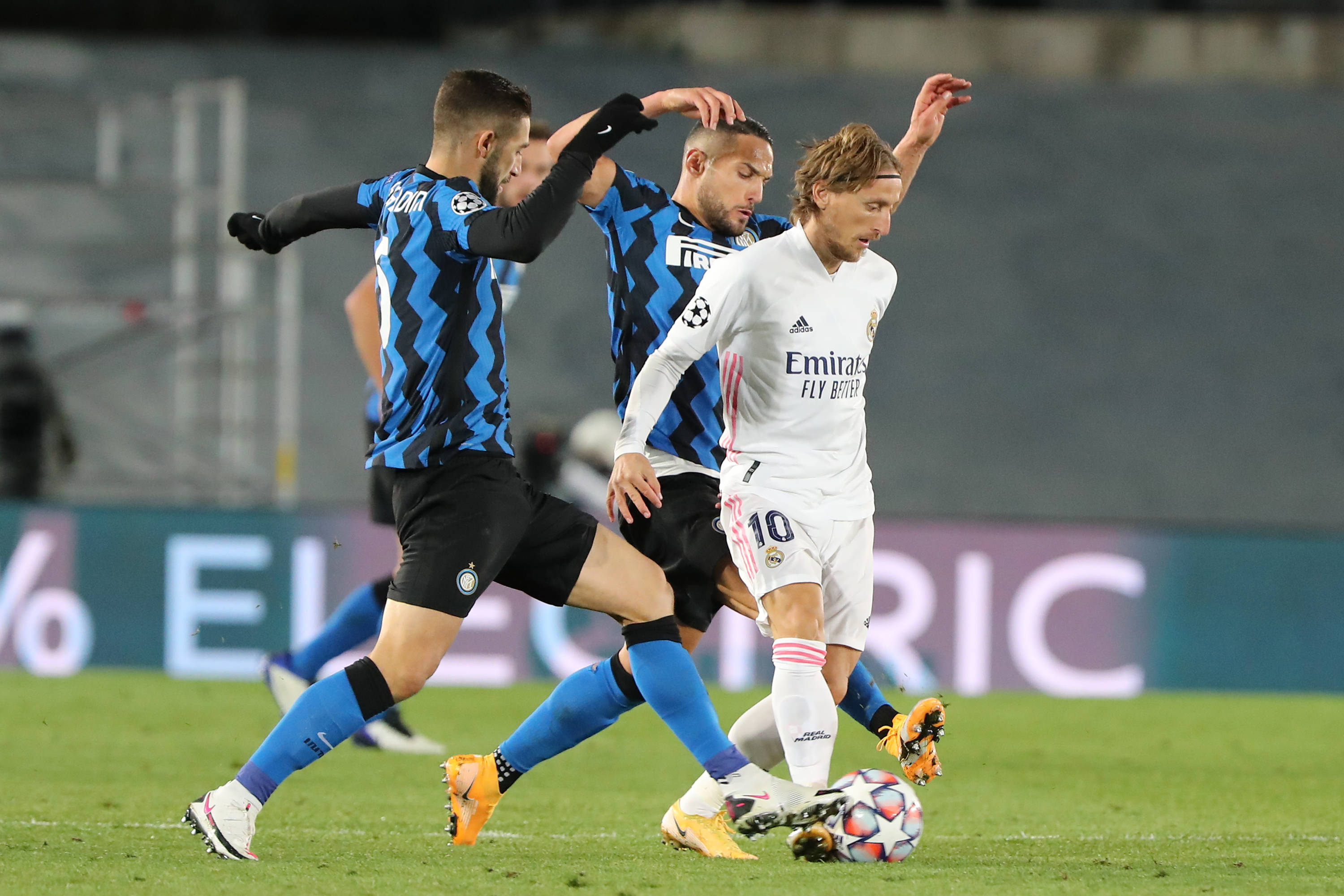 并把抢断 并把抢断