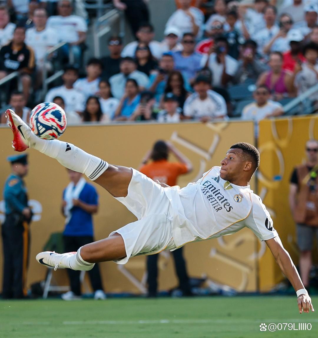 里领衔巴塞 里领衔巴塞